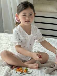 DAZY Kleine Mädchen Erdbeer Allover-Muster Spitzensaum Pyjama-Sets, modische Homewear, Sommer - Weiss - Übersicht 5