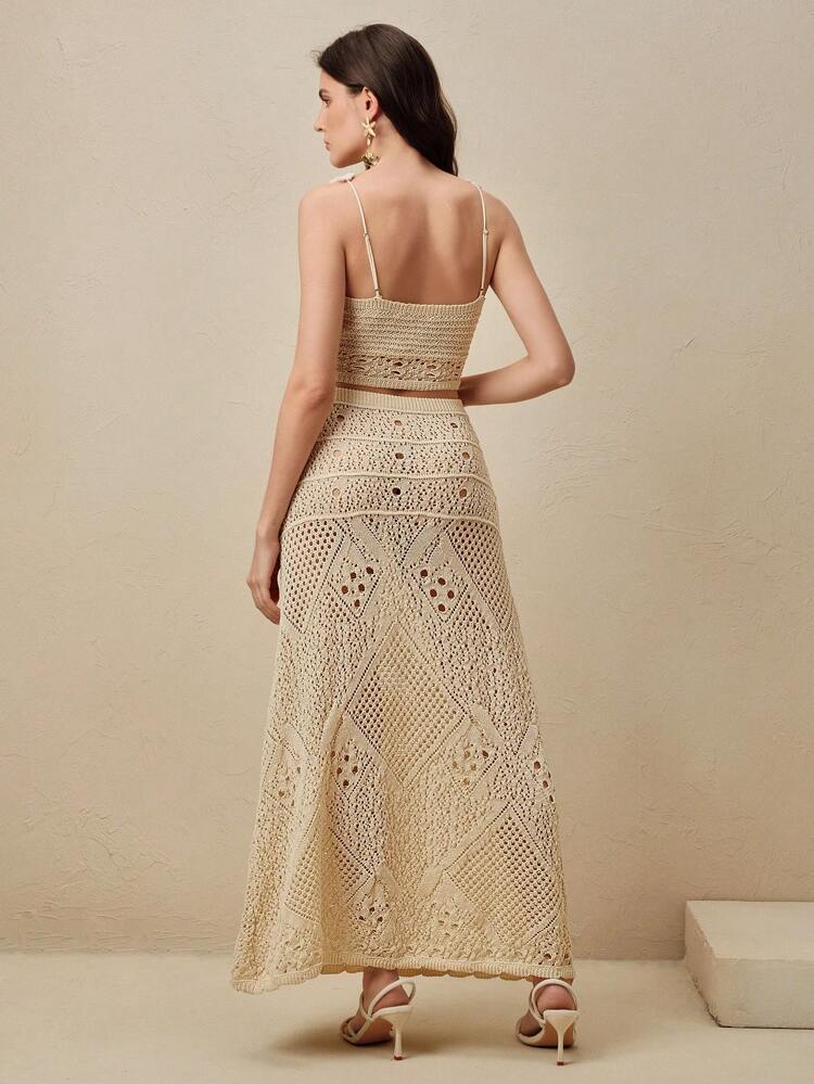 2pcs Women Elegant High-End Hollow Flower Crochet Cropped Cami Top & Skirt Set For Summer Beach Vacation