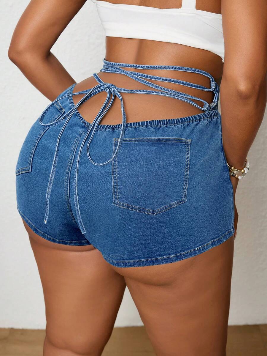 SHEIN CURVE+ شورت جينز مع ربطة خلفية للنساء المقاسات الكبيرة ، صيفي للنساء في المهرجانات