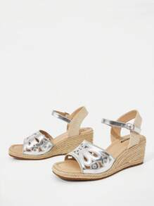 Styleloop Women's Fashion Silver Wedge Thick Platform Sandals - Silver - View 5