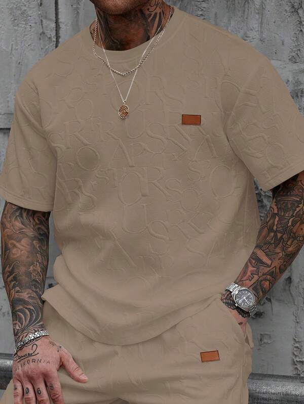 Manfinity CasualCool Tricou bărbați simplu casual la modă cu litere englezești în relief, guler rotund, mânecă scurtă