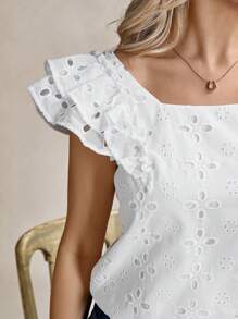 Wildy 波西米亚风白色女式衬衫，适合教师、商务女性穿着，饰有精美刺绣，方领荷叶边袖，时尚百搭。 - 白色 - 查看 4