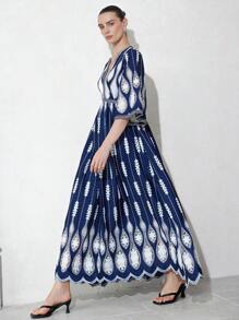 Aveloria Modichic Elegant French Resort Style Colorblock Embroidered A-Line Sleeve V-Neck Cinched Waist Flared Hem Women's Maxi Dress, Long Sleeve - Multicolor - View 5