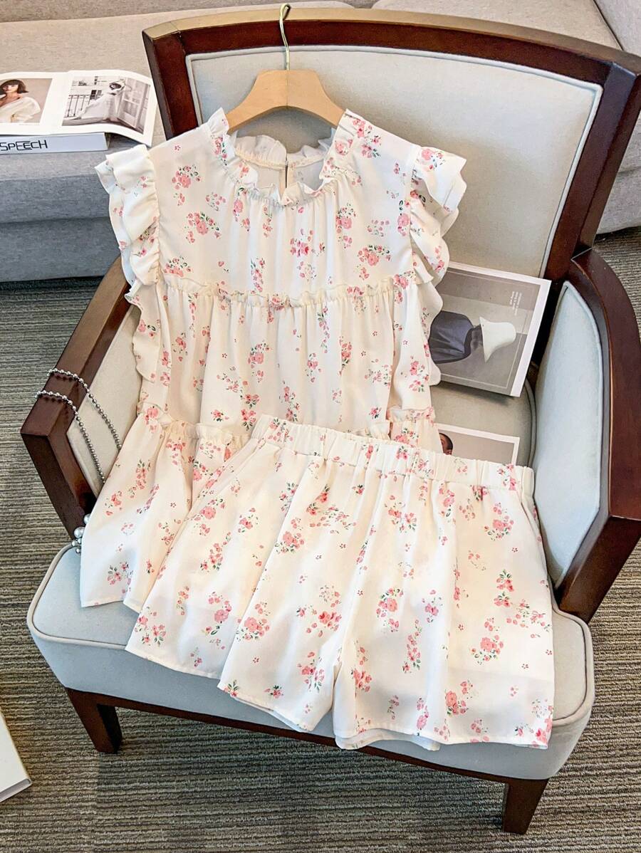 SHEIN LUNE 大码女式碎花盖袖上衣和短裤休闲两件套