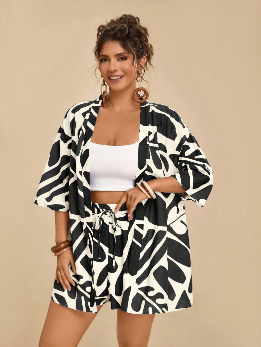 Travachic 2 件套热带花卉印花加大码和服开衫和短裤休闲夏季沙滩装女士 - 黑色 - 查看 1