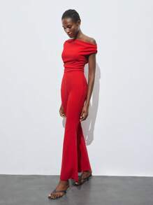 Maija Combinaison asymétrique froncée rouge, nouvelle collection été 2025, sexy. Décontractée, élégante, romantique, adaptée pour l'été, la plage, les vacances, les sorties casual quotidiennes, le bureau, les fêtes, les mariages, les brunchs, les festivals de musique, les remises de diplômes, la Saint-Jean. - Rouge - Voir 5