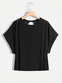 SHEIN Essnce Áo thun tay ngắn hở lưng, thoáng khí, thoải mái hàng ngày, chất liệu vải thoáng khí, thoáng khí, thời trang xuân hè cỡ lớn cho nữ, Y2k, trang phục dạo phố, áo đi chơi, mùa hè châu Âu, cho ngày tựu trường - màu đen - Xem 2