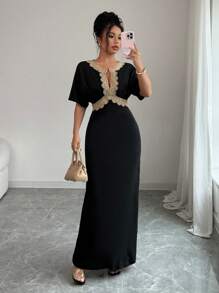 Chiquease 女士优雅修身蕾丝边镂空连衣裙 - 黑色 - 查看 4