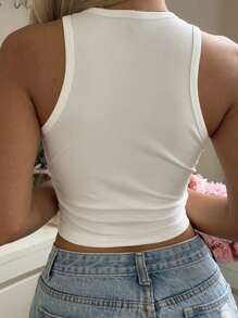 Modelyn Casual Minimalist Round Neck Tight-Fitting Women Tank Top, Suitable For Summer