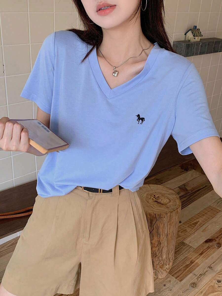 DAZY 女式都市女孩风格 V 领刺绣短袖 T 恤 - 藍色 - 查看 1