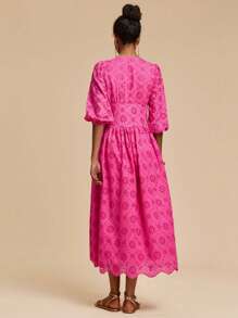 Travachic 纯色镂空刺绣纽扣前V领休闲度假连衣裙，女士度假装，女士度假装，海滩度假装，女士夏季服装，女士夏季连衣裙，女士连衣裙，夏季连衣裙，女士太阳裙，女士优雅连衣裙 - 玫紅色 - 查看 2