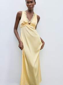 SHEIN X LOS FAVORITOS DE ANA GONZALEZ Maija 2025 Novo Vestido de Outono/Inverno para Mulheres com Decote em V, Renda, Recortes e Ombros Vazados, Moderno, Elegante, Urbano, Romântico, Refinado, Rústico, Estilo de Música, Festival, Aeroporto, Rua, Casamento, Convidado, Aniversário, Halloween, Negócios, Casual, Encontro, Festa, Saída, Convidado de Casamento, Formal - Amarelo - Visão 6