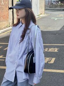 Dazy Kids 少女条纹落肩长袖单排扣休闲宽松衬衫，返校服，秋装 - 藍色 - 查看 4