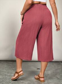 SHEIN VCAY Plus Size Solid Color Cropped Summer Pants