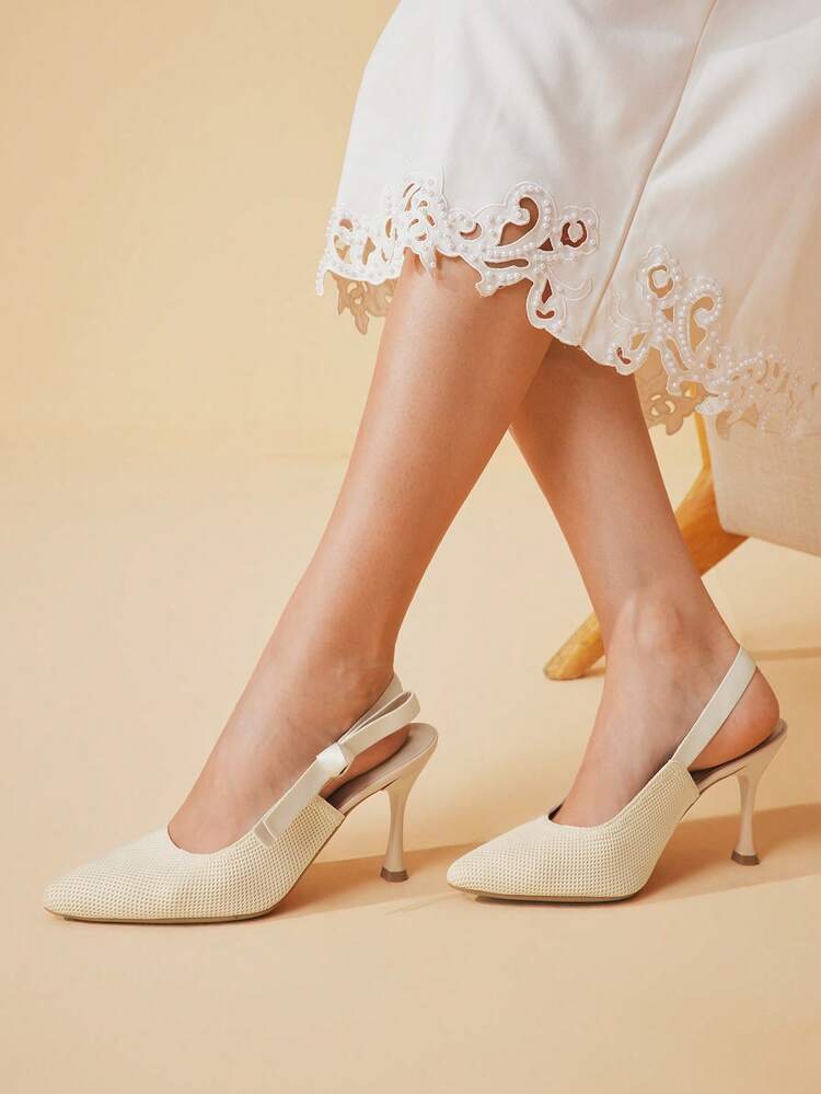 CUCCOO BASICS Women's Fashion Elegant Bow Embroidered Pointed Toe Bridal Flats
