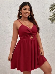 SHEIN VCAY 加大码纯色细肩带扭纹镂空夏装 - 酒紅色 - 查看 5