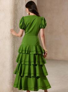 Aveloria Rosie 优雅优雅法式女装奢华 V 领泡泡袖纽扣装饰腰部修身分层蕾丝下摆绿色连衣裙 - 綠色 - 查看 6