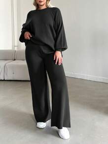 EURMUSE Plus Size Sweatshirt Set, Solid Color Long Sleeve Sweatshirt & Pants, Fashionable For Summer - Black - View 1