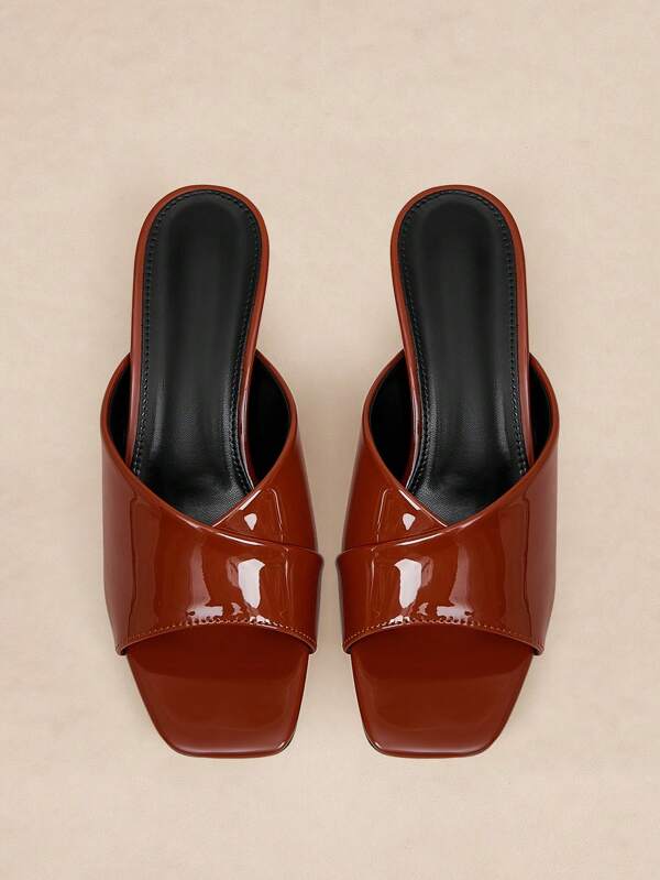Rosivie 2025 Summer New Arrival Fashion French Cross Open-Toe Chunky Heel Sandals, Versatile Ankle Strap Thick Heel Sandals For Women, Brown Color