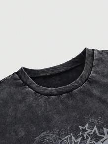 ROMWE Grunge Punk Camiseta oversize para mujer estilo vintage lavado Y2K de tela suave y borrosa con estampado retro de corazón y enredadera - Negro - Ver 3