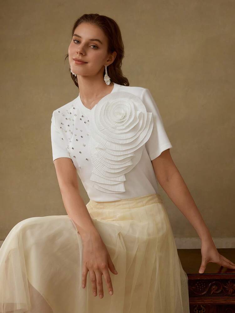 FAUX PEARL & BEADED APPLIQUES T-SHIRT