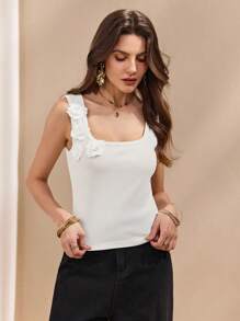 SHEIN Unity Women Casual Elegant Solid Color 3D Flower Decorated Tank Top - White - View 1