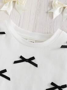 SHEIN 女宝宝休闲宽松简约舒适圆领短袖蝴蝶结装饰T恤和短裤套装 - 黑與白 - 查看 6