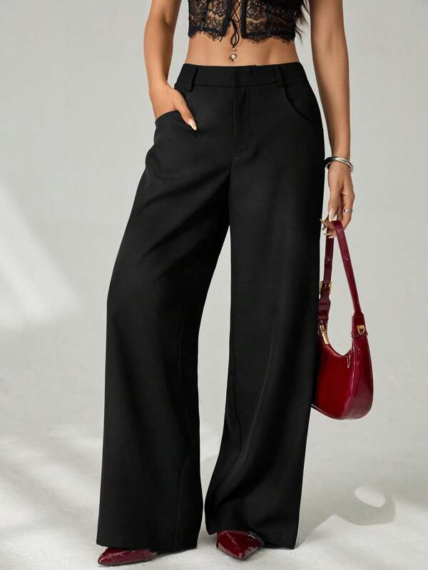 SHEIN PETITE Pantalon casual à taille basse de couleur unie, mode convenant pour l'été