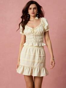 Enchnt 春夏浪漫女士奶油黄色甜心领短袖褶皱腰蝴蝶结上衣和荷叶边下摆 A 字迷你裙两件套，甜美优雅，适合度假、约会、节日、派对、毕业典礼、婚礼嘉宾和海滩，女士夏季服装，女士两件套，夏季服装 - 杏色 - 查看 2