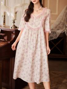 SHEIN Vintage Palace Style Ditsy Floral Color Block Lace Patchwork Half Sleeve Long Nightgown - Multicolor - View 4