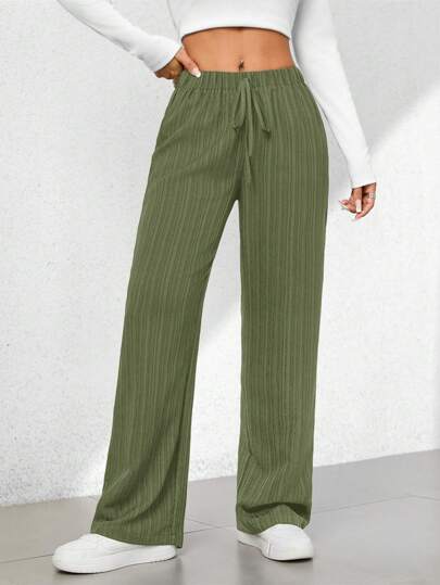 SHEIN PETITE Summer Casual Textured Wide-Leg Capri Pants,Cargo Pants