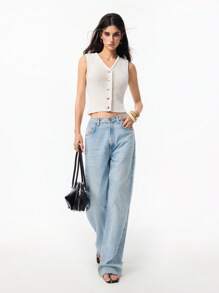 LYSMO 2025 وصول جديد ربيع-صيف سترة صدرية نسائية عالية الجودة ذات تصميم بسيط وضيق الخصر، بدون أكمام، مع زر معدني فضي غير متماثل. مثالية للأناقة البسيطة والكاجوال، وإلهام الربيع، والإطلالات المريحة في العطلات - بيج - مشاهدة 7