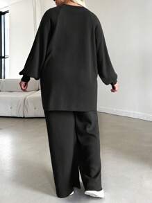 EURMUSE Plus Size Sweatshirt Set, Solid Color Long Sleeve Sweatshirt & Pants, Fashionable For Summer - Black - View 2