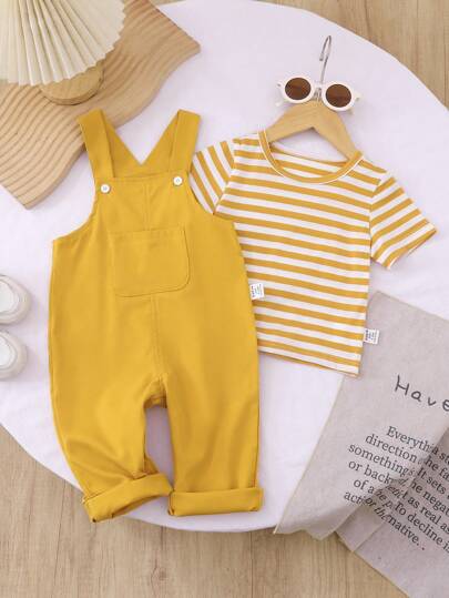 SHEIN Playful Pals 2pcs Baby Boy Striped Short Sleeve T-Shirt And Bib Pants Set, Suitable For Summer Wear, Casual And Versatile Fall Winter