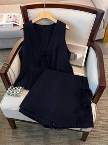 Regalyn 2pcs Set: Plus Size Women Summer Solid Color Tie Front Sleeveless Crop Top And Skort