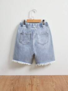 SHEIN Shorts de mezclilla rasgados con dobladillo crudo y cintura ajustable con cordón para niños en la etapa preadolescente - Lavado ligero - Ver 2
