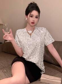 DAZY Camiseta de manga corta casual con cuello redondo y decoración de lentejuelas, para mujer, de corte holgado, nueva para el verano y el Carnaval - Blanco - Ver 2