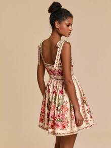 Travachic 女式花卉印花方领无袖收腰前系带夏装，女士度假装，女士度假装，海滩度假装，女士夏季装，女士夏季连衣裙，女士连衣裙，夏季连衣裙