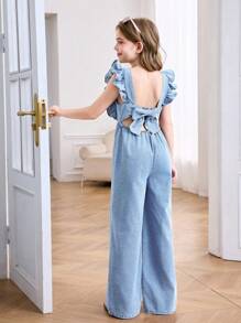 SHEIN Tween 女童春夏假期纯色水洗无袖露背露背连体裤，带蝴蝶结和荷叶边，休闲风格和休闲版型，女童夏季海滩波西米亚风度假休闲装，狂欢音乐会节日装 - 淺色水洗藍 - 查看 2