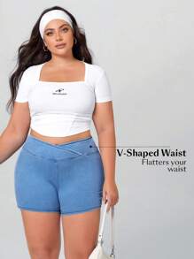 SHEIN Essnce Crossed Waist Washed Casual Stretchy Knit Denim Shorts - Light Wash - View 3