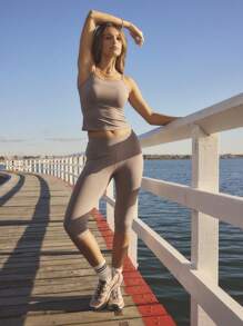 Aralina Bộ đồ thể thao bó sát & quần legging màu trơn - Cà phê nâu - Xem 1