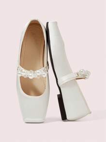 CUCCOO DOLLMOD White Fashionable Pearl Buckle Square Toe Flat Women Shoes, French Style - White - View 9