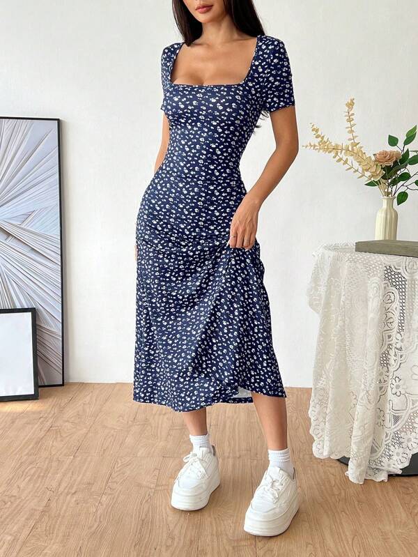 SHEIN PETITE Damen Quadratischer Ausschnitt Blumen Urlaub Kurzarm Elegantes Kleid