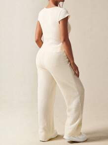 SHEIN Set de maternidad de 2 piezas: Top acanalado de cuello redondo sólido y pantalones