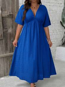 SHEIN VCAY 大码 V 领短袖纯色简约优雅休闲连衣裙，适合日常穿着