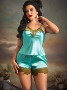 PinupPomp French Elegant Alluring Lace Camisole Women Pajama Set - Mint Green - View 3