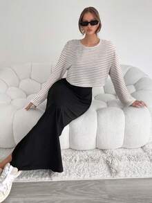 Siren Gaze Bộ đồ nữ 2 mảnh: Áo dài tay kẻ sọc và chân váy màu trơn, thích hợp cho mùa thu hè, mùa xuân. - Màu be - Xem 6