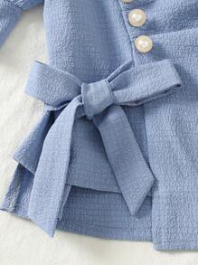 SHEIN Tween Girls 2pcs Set - Textured Woven Crossed V-Neck Ruched Bow Pearlized Button Decor Puff Sleeve Blouse And Flared Hem Slit Hem Pants, Light Blue, Elegant Lady Style, Back To School, Filipiniana Terno - Blue - View 12