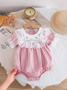 女婴甜美可爱法式彼得潘领蕾丝荷叶边泡泡袖连体衣，夏季 - 粉色 - 查看 4