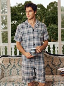 SHEIN EverLounge 1 Set de pijama de camisa de manga corta con cuello de solapa y pantalones cortos con estampado de cuadros para hombres